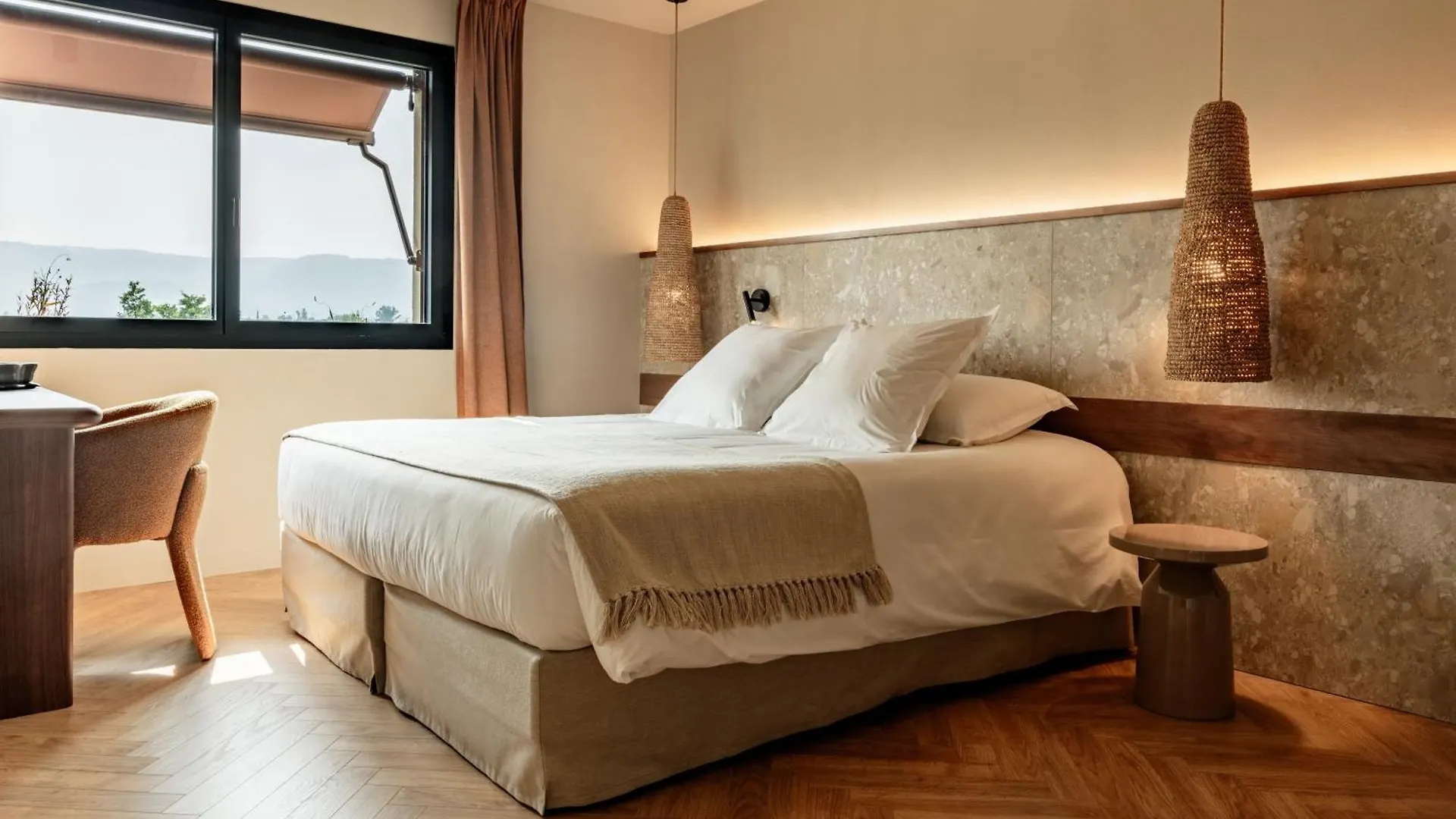 Hotel & Restaurants - Maison Chabran Pont-de-l'Isere 4*,  France