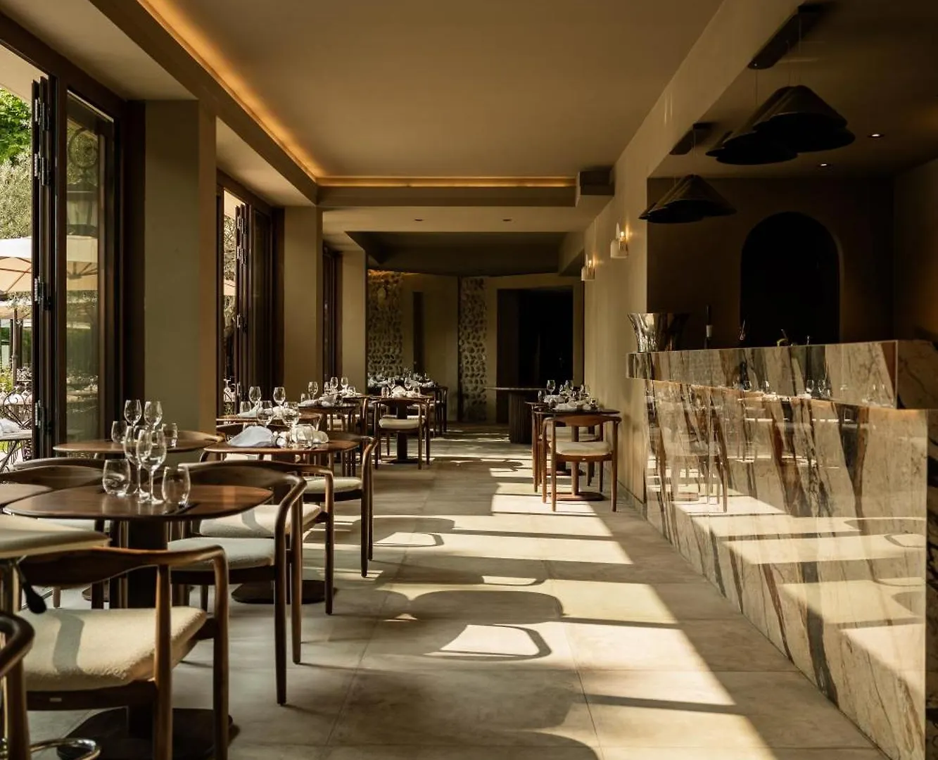 Hotel & Restaurants - Maison Chabran Pont-de-l'Isere 4*,  France