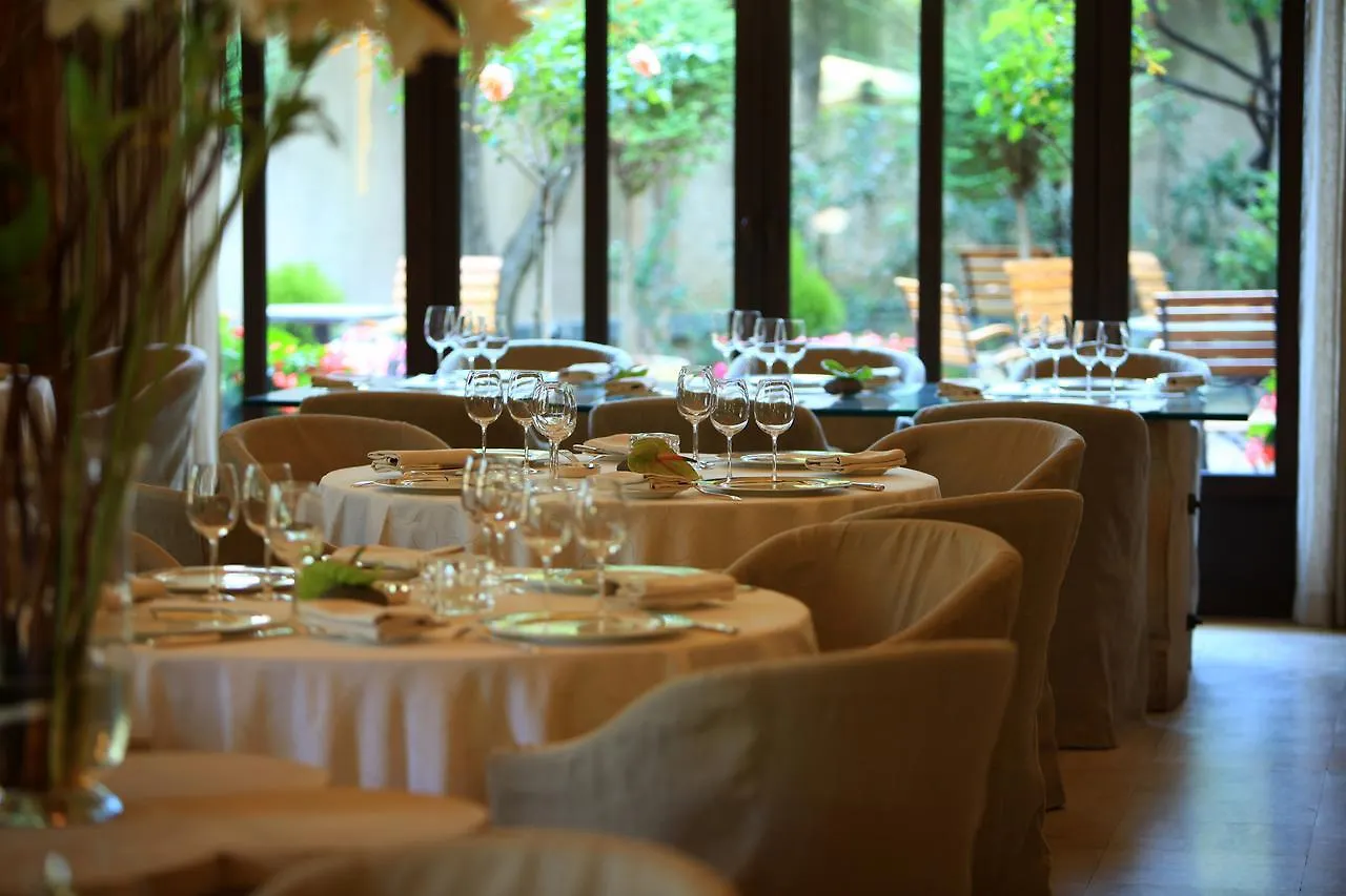 Hotel & Restaurants - Maison Chabran Pont-de-l'Isere