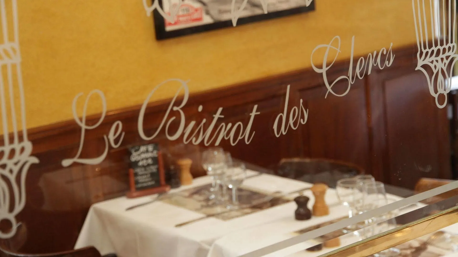 Hotel & Restaurants - Maison Chabran Pont-de-l'Isere France
